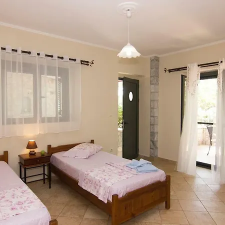 Luxury Villas Kanelleas *